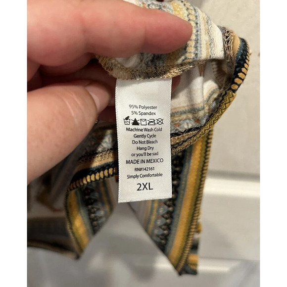 LulaRoe Womens Top sz 2XL Orange Yellow Aztec Short Sleeve Crew Neck Stretch - Picture 4 of 6